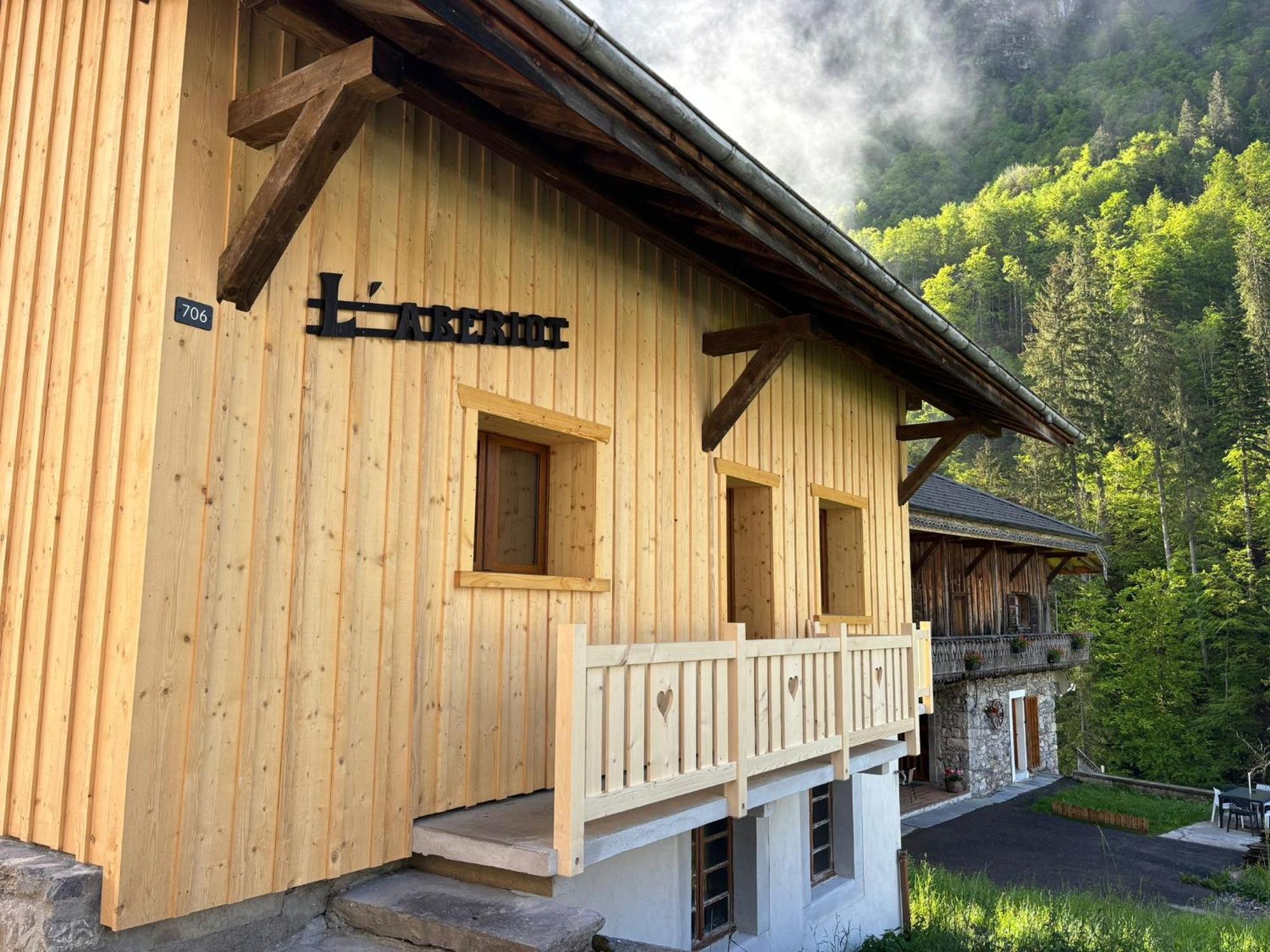 Chalet L'Aberiot モントリオン エクステリア 写真