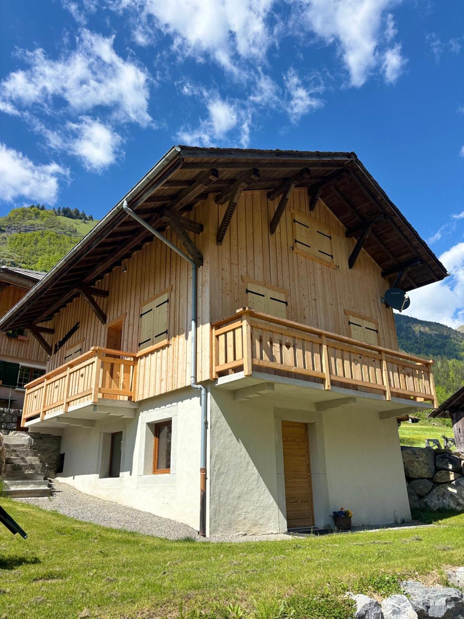 Chalet L'Aberiot モントリオン エクステリア 写真